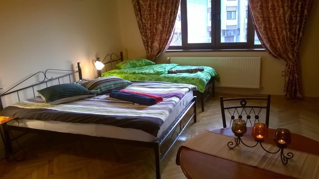 Mozart Studios Cluj-Napoca Rum bild